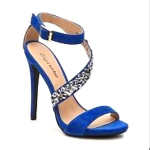 The " Madyson" Sandal by Zigi Soho